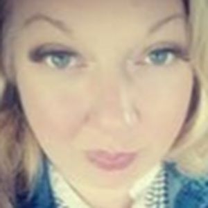 Meet your Posher, Emi